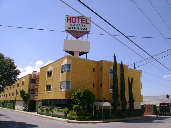 פואבלה Hotel Granada מראה חיצוני תמונה